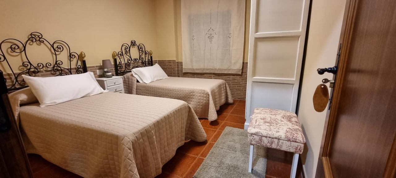 Apartamento Turistico "El Rincon De La Pernila" Guadalupe  Exteriér fotografie